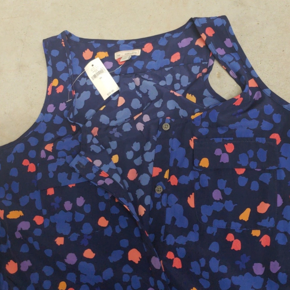 Dress - Picture 3 of 4
